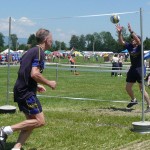 Köbi und Peter beim erfolgreichen Ballprellen